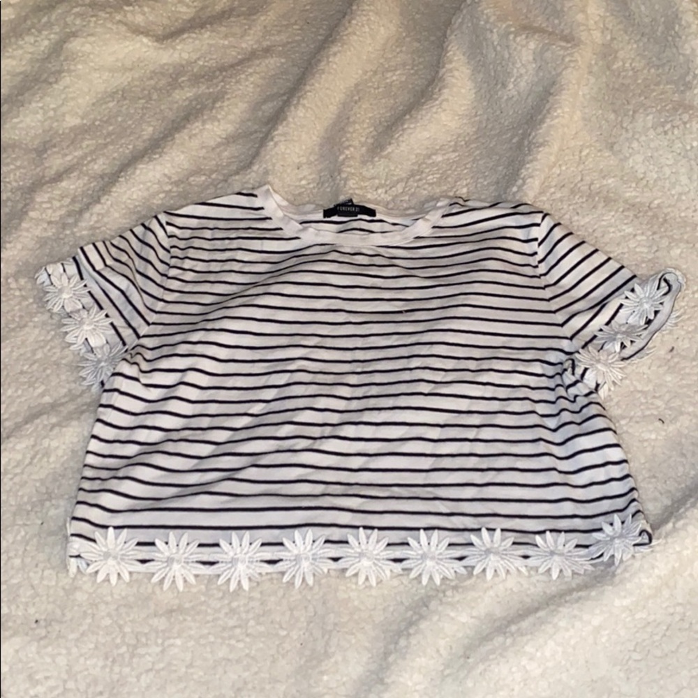black and white crop top from forever 21 - Picture 1 of 1